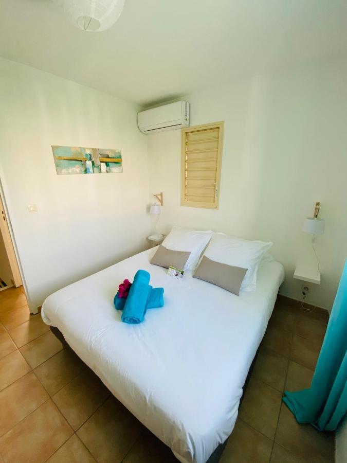 Maison Mitoyenne , Piscine,Citerne, Jardin, Parking, Plage Le Gosier  Exteriér fotografie